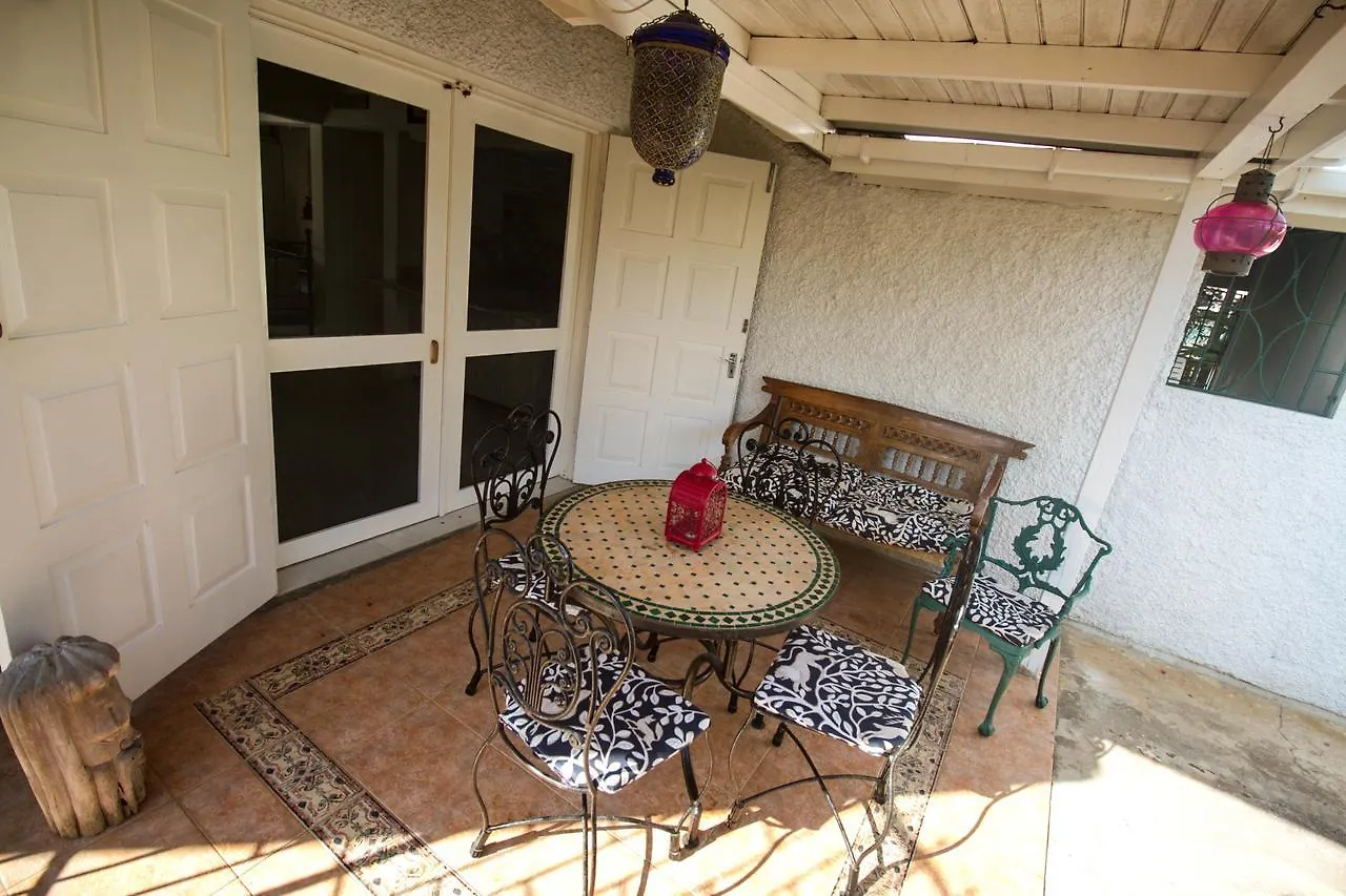 Beach Villa Yellow Canary Duncans