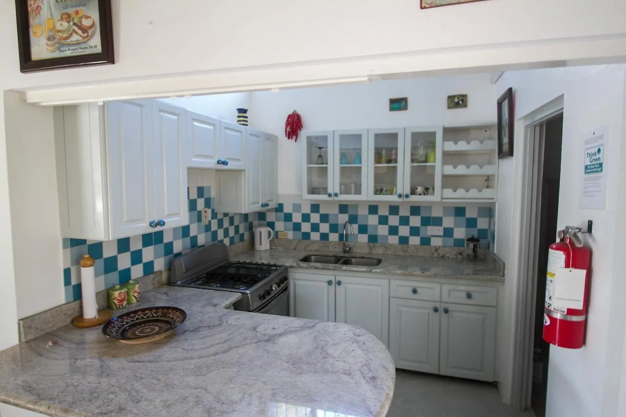 Beach Villa Yellow Canary Duncans
